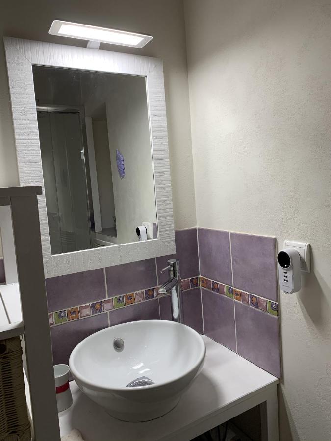 Communay Gablys Chambres Εξωτερικό φωτογραφία